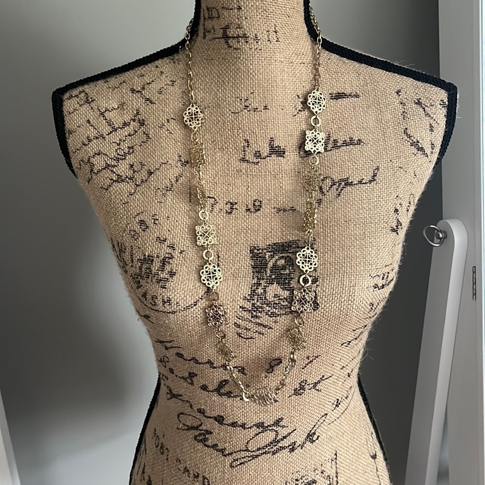 NWT Free press by Nordstrom gold long chain necklace